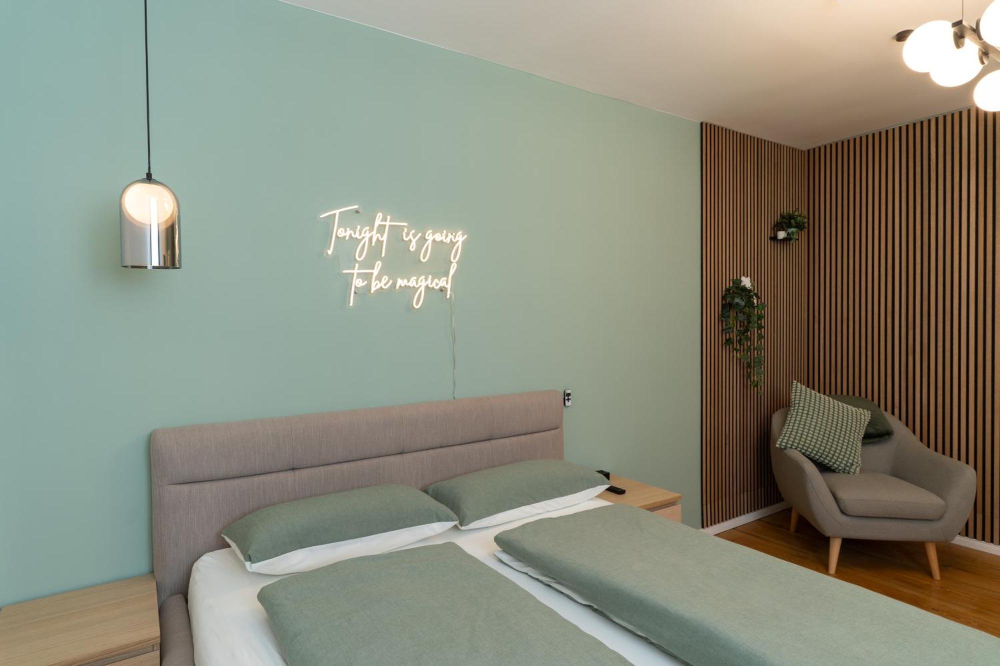 Zentral Gelegene Design-Apartments In Kreuzberg, Direkt Im Bergmannkiez Берлин Екстериор снимка